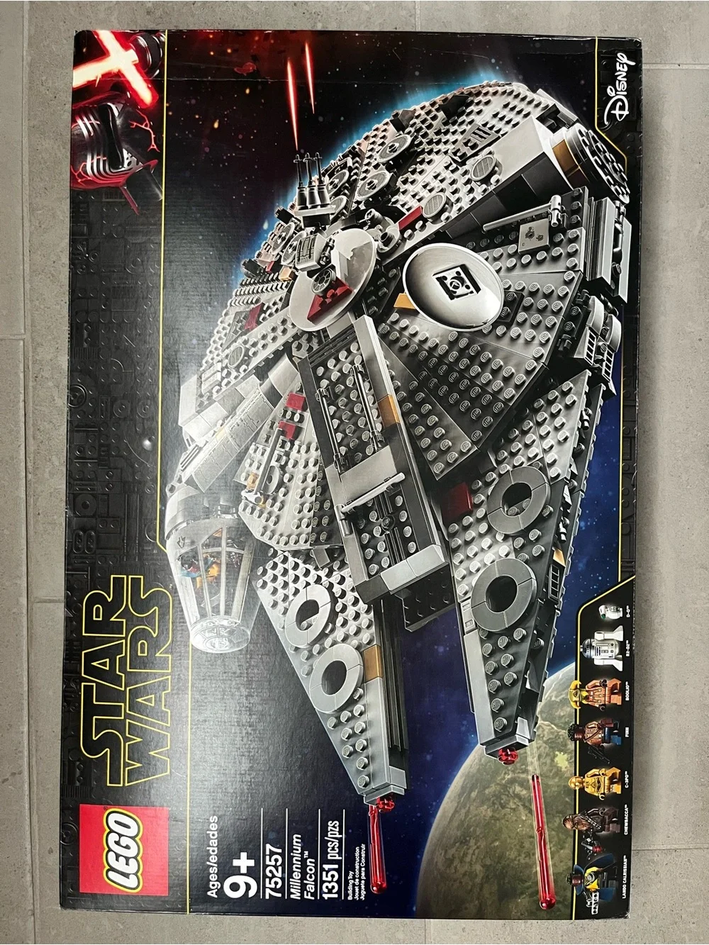 NEW LEGO Star Wars Millennium Falcon #75257